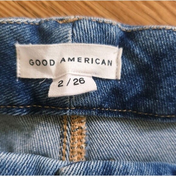 Good American Good Legs Flare Jeans Size 26/2 Med Wash Stretch 34" inseam - Picture 3 of 7